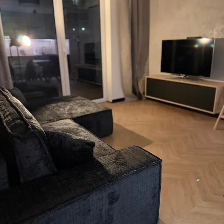 Polanowscy Posesja Plazowa Z Mini Apartment